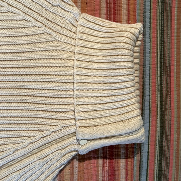 Banana Republic Cream Ribbed Turtleneck Sweater - Picture 8 of 12